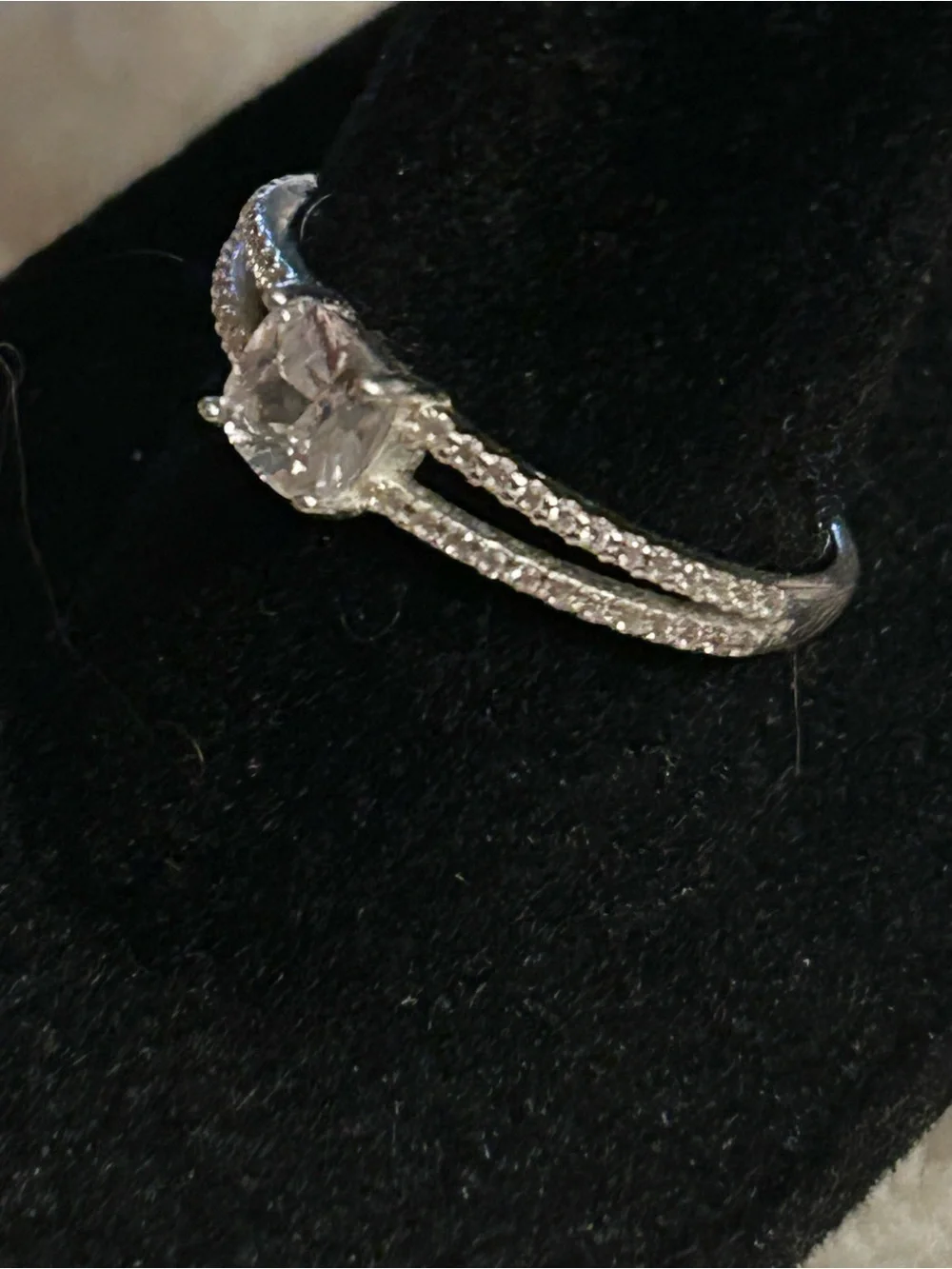 Sterling Silver Clear CZ Solitaire Split Shank Ring size 8